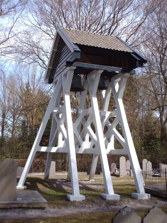 Oudehorne: Klokkenstoel Oudehorne 05w
